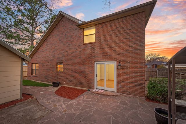 471 Caviness Drive, Grapevine, TX 76051