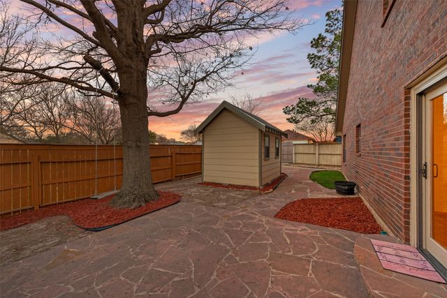 471 Caviness Drive, Grapevine, TX 76051