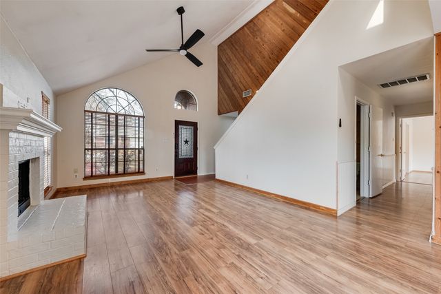 471 Caviness Drive, Grapevine, TX 76051