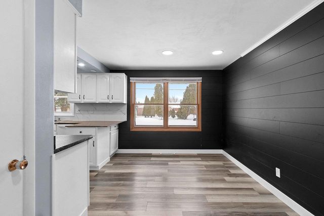 1403 QUINNETTE LANE, De Pere, WI 54115