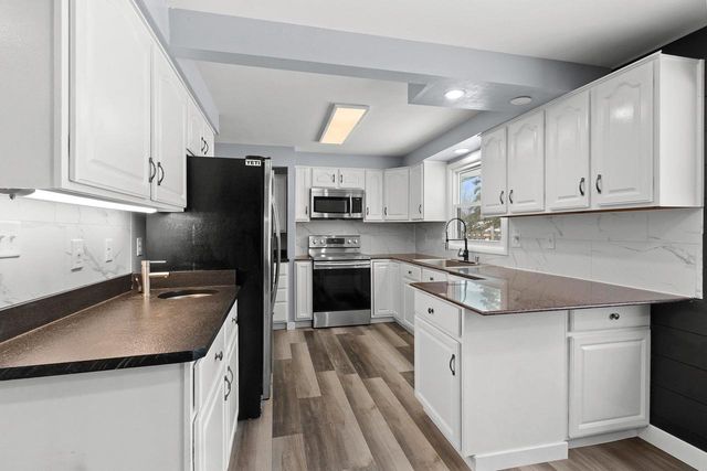 1403 QUINNETTE LANE, De Pere, WI 54115