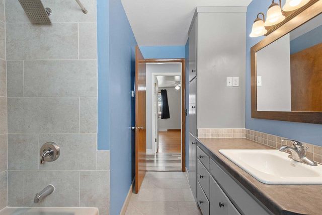 1403 QUINNETTE LANE, De Pere, WI 54115