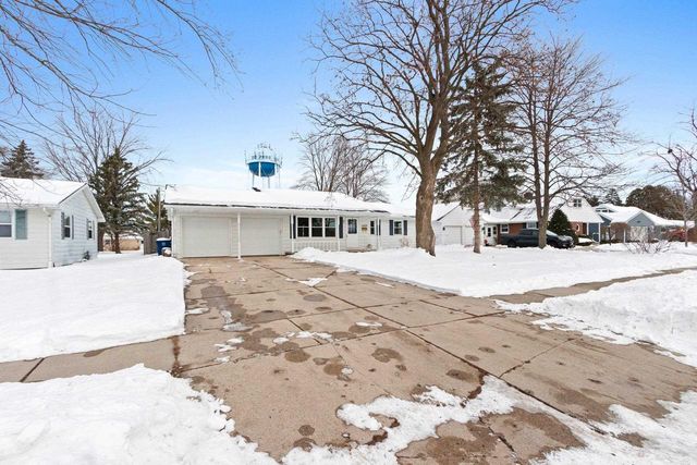 1403 QUINNETTE LANE, De Pere, WI 54115