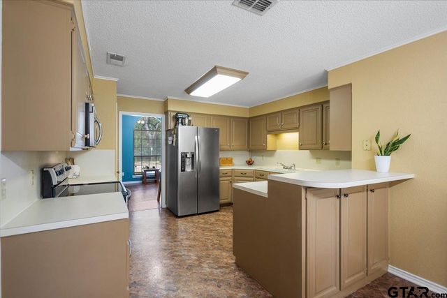 3108 Varsity Dr, Tyler, TX 75701