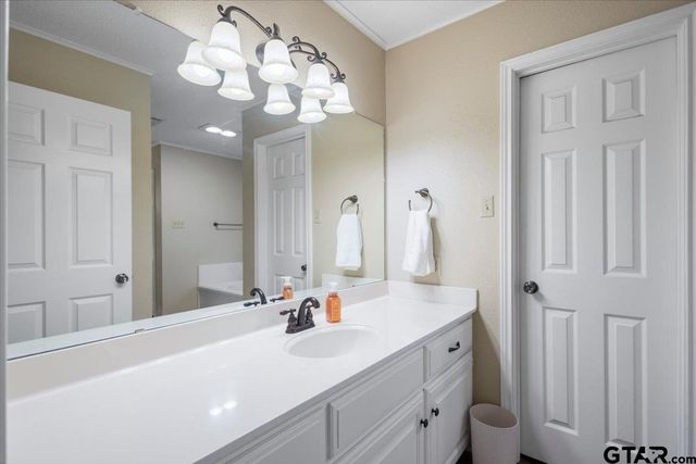 3108 Varsity Dr, Tyler, TX 75701