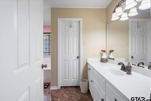 3108 Varsity Dr, Tyler, TX 75701