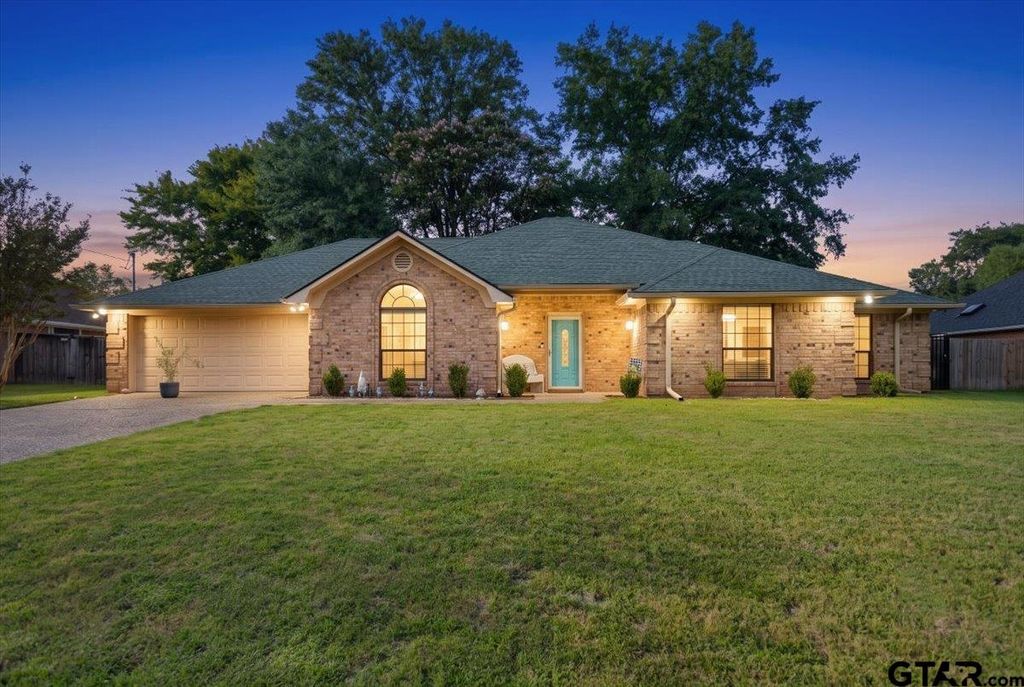 3108 Varsity Dr, Tyler, TX 75701