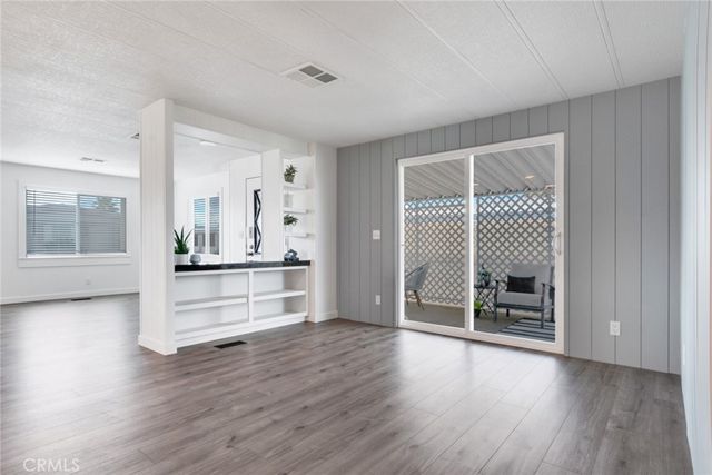 975 California Street 64, Calimesa, CA 92320