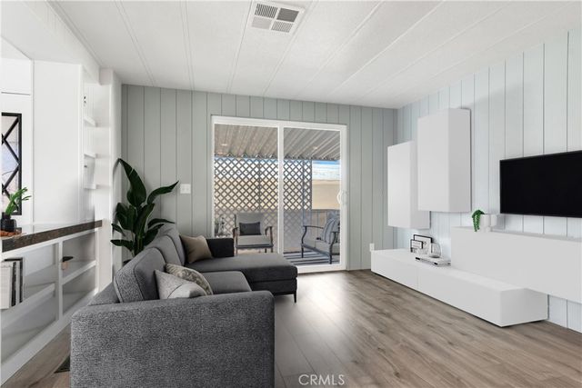 975 California Street 64, Calimesa, CA 92320