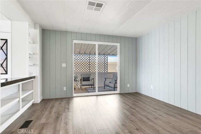 975 California Street 64, Calimesa, CA 92320