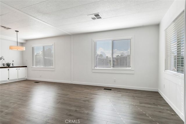 975 California Street 64, Calimesa, CA 92320