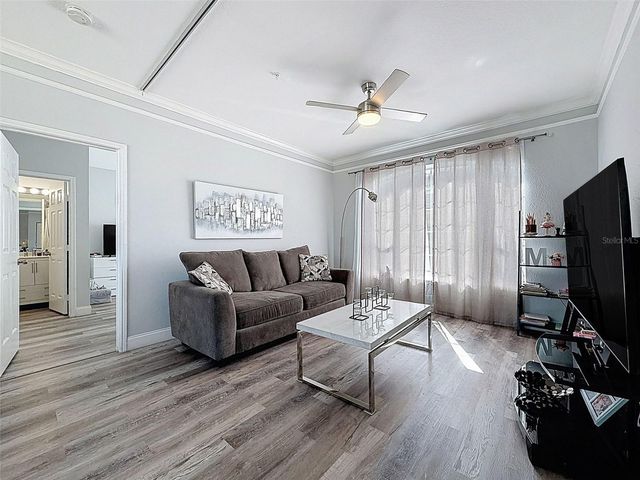 4340 BAYSIDE VILLAGE DRIVE 201, Tampa, FL 33615
