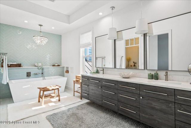 4737 S Tropical Trail, Merritt Island, FL 32952