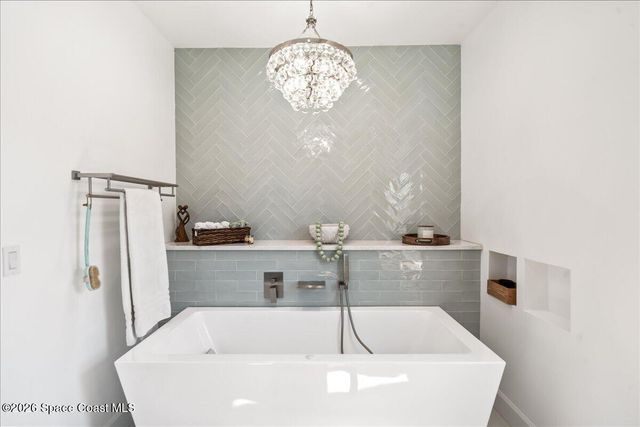 4737 S Tropical Trail, Merritt Island, FL 32952