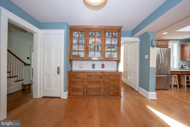 312 WINDSOR AVE, Wayne, PA 19087