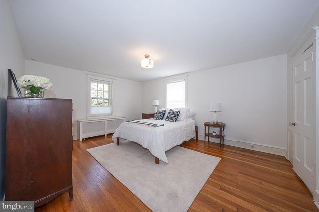 312 WINDSOR AVE, Wayne, PA 19087