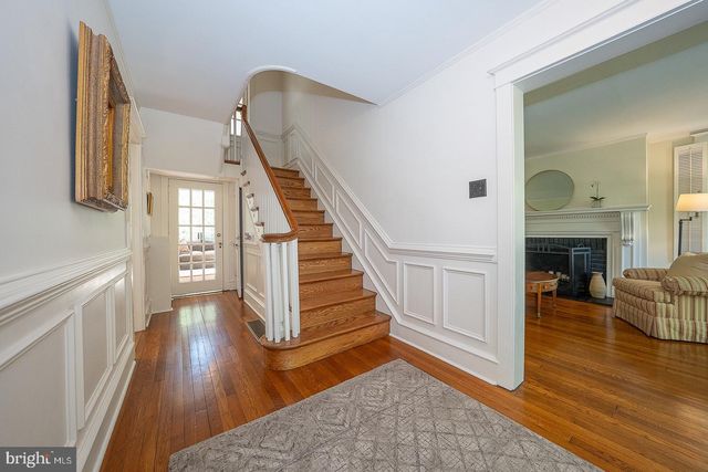 312 WINDSOR AVE, Wayne, PA 19087