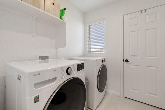 150 Seattle Slew DR, Jarrell, TX 76537