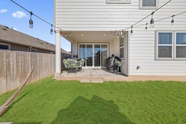 150 Seattle Slew DR, Jarrell, TX 76537