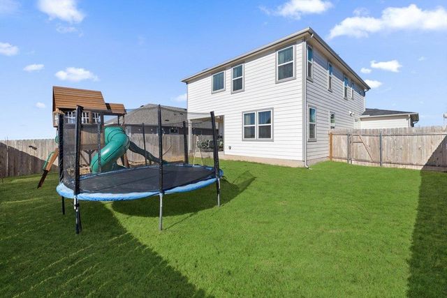 150 Seattle Slew DR, Jarrell, TX 76537