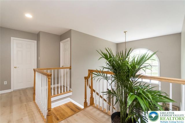 2165 Beechwood Street, Upper Macungie Twp, PA 18069