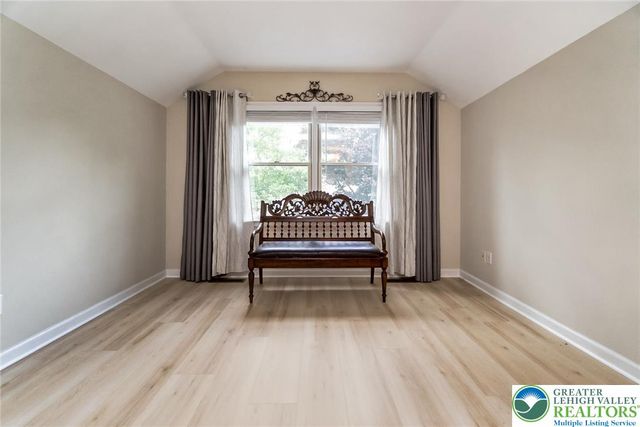 2165 Beechwood Street, Upper Macungie Twp, PA 18069