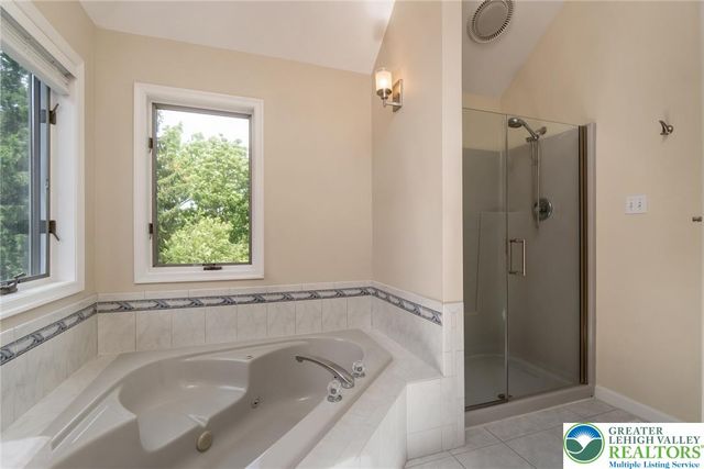 2165 Beechwood Street, Upper Macungie Twp, PA 18069