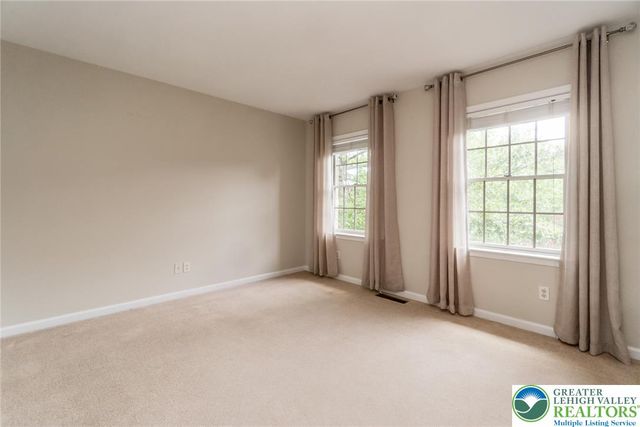 2165 Beechwood Street, Upper Macungie Twp, PA 18069