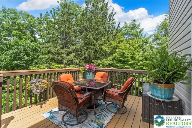 2165 Beechwood Street, Upper Macungie Twp, PA 18069