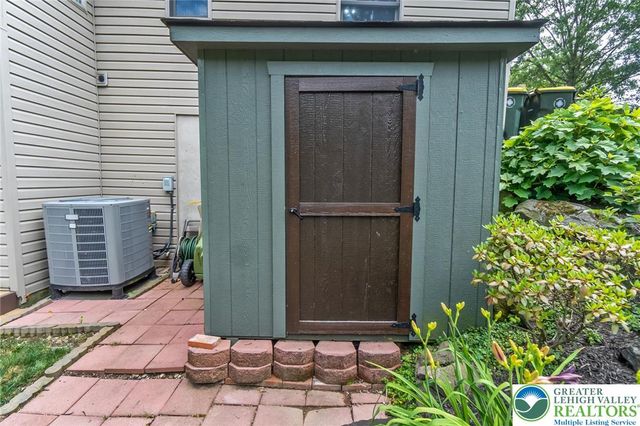 2165 Beechwood Street, Upper Macungie Twp, PA 18069