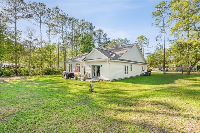 101 Plantation Road, Midway, GA 31320