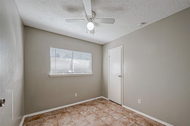 5105 Beaverhollow Drive, Houston, TX 77084