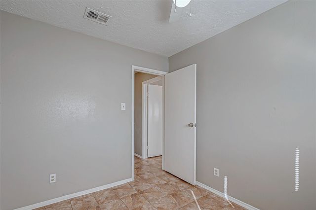 5105 Beaverhollow Drive, Houston, TX 77084