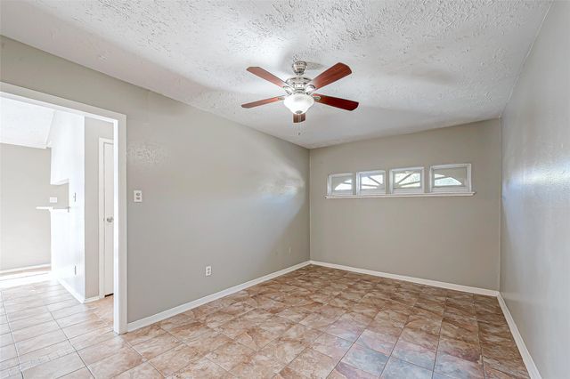 5105 Beaverhollow Drive, Houston, TX 77084