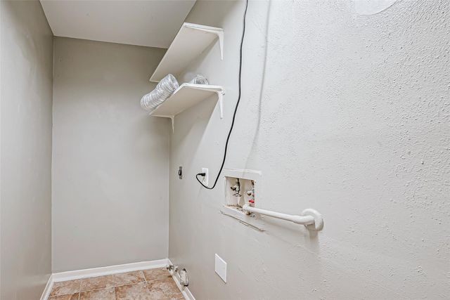 5105 Beaverhollow Drive, Houston, TX 77084