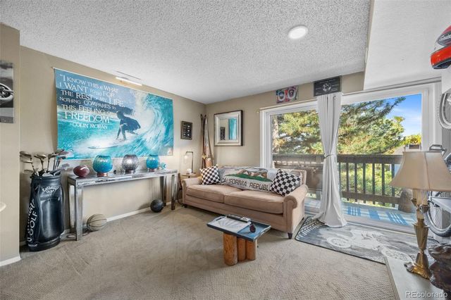 6425 S Dayton Street 302, Englewood, CO 80111