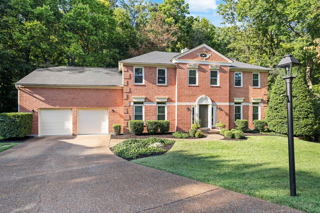 700 Highland View Pl, Brentwood, TN 37027