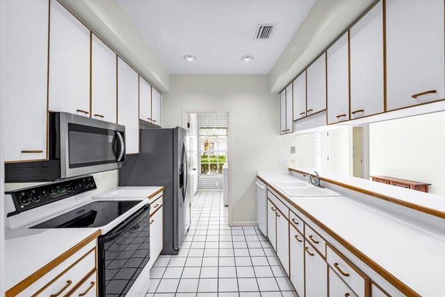 7338 Pine Creek Way, Port St. Lucie, Port St Lucie, FL 34986