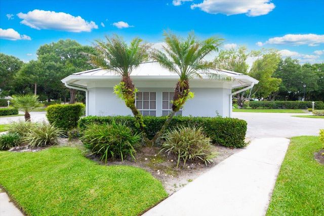 7338 Pine Creek Way, Port St. Lucie, Port St Lucie, FL 34986