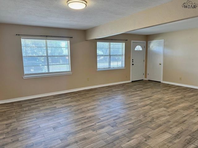 1408 NORMANDY DRIVE, Wichita Falls, TX 76301