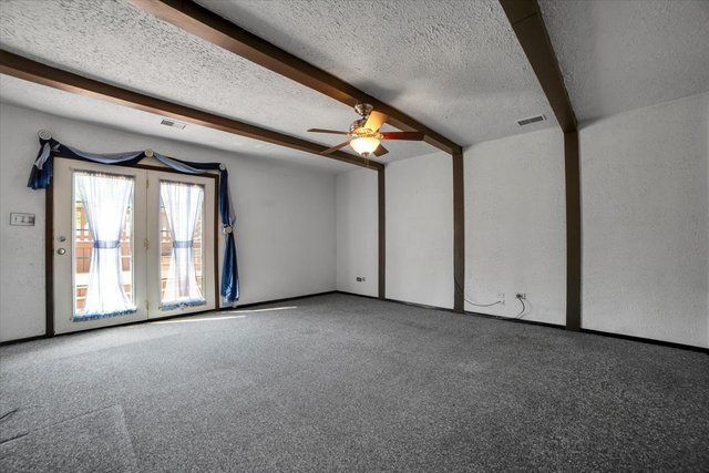 8049 W Norwood Drive, Frankfort, IL 60423