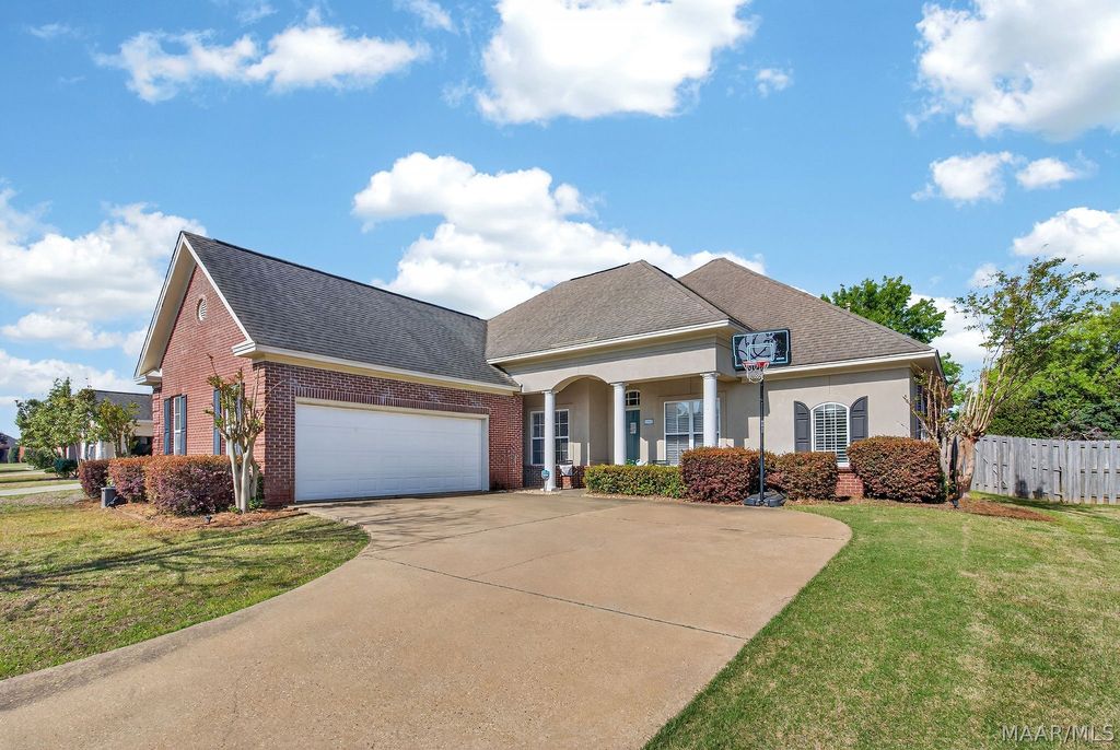 9206 Whispine Court, Montgomery, AL 36117