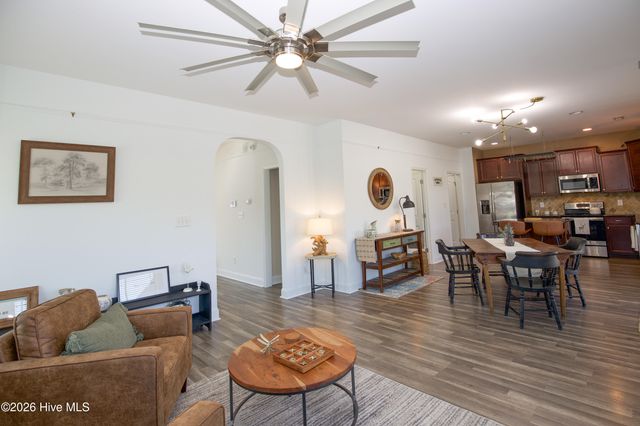 252 Glendale Circle, Sanford, NC 27332