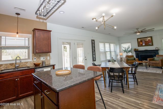 252 Glendale Circle, Sanford, NC 27332