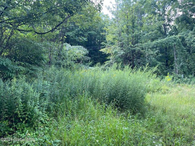 814 Stone Church Road, Middle Grove, NY 12850
