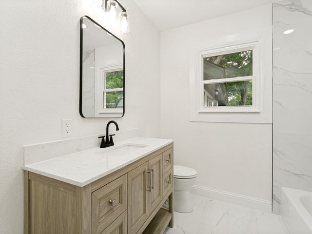 429 Harmon Road, Hurst, TX 76053