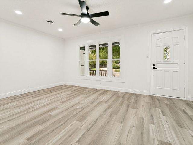429 Harmon Road, Hurst, TX 76053