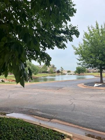 2455 Manchester Drive 82, Oklahoma City, OK 73120