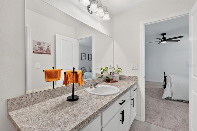 8704 SPORTSMAN LOOP, Groveland, FL 34736
