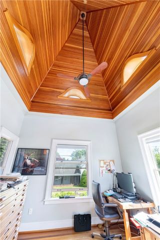 43 Avondale Road, Westerly, RI 02891